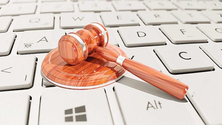 المحاكم الرقمية