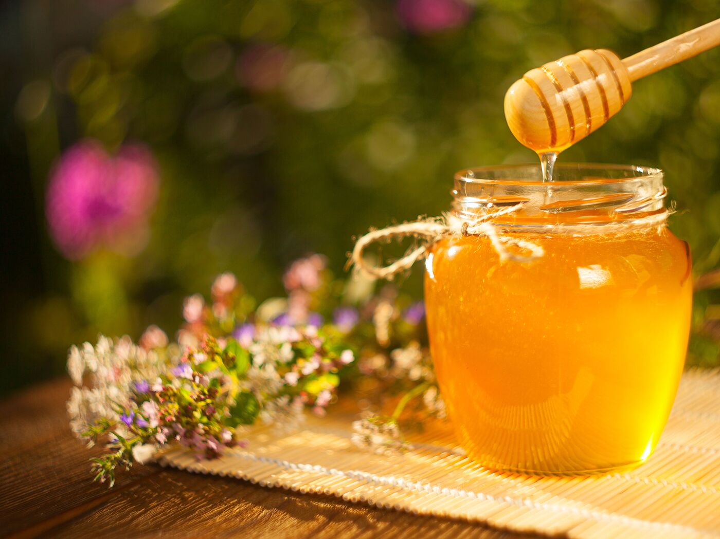العسل وأهم فوائده
